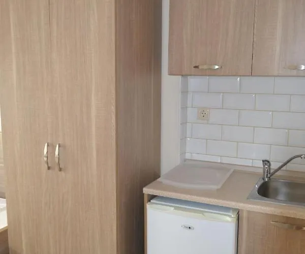 Victoria Apartahotel *